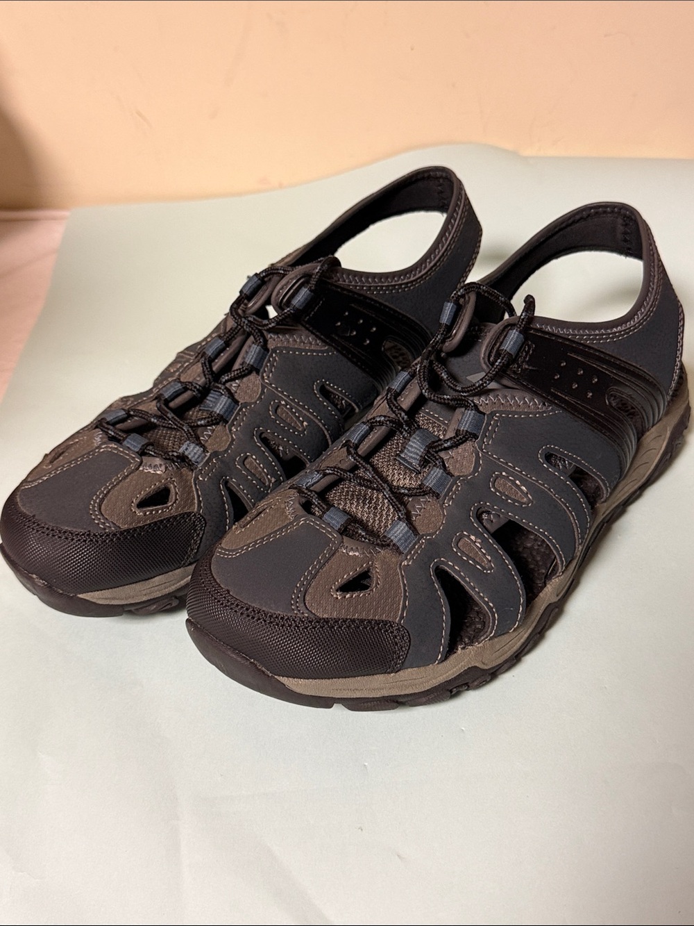 Men’s Ozark Trail Sandals size 10